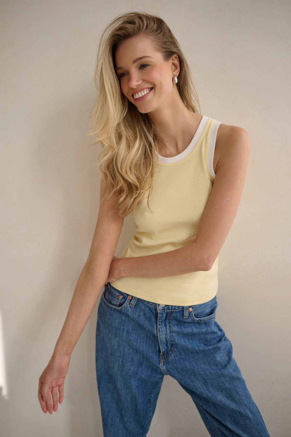 Tanktop butter & white